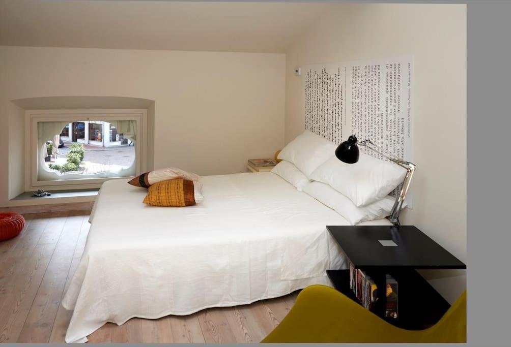 Cozy Nest Apartment โกโม ภายนอก รูปภาพ