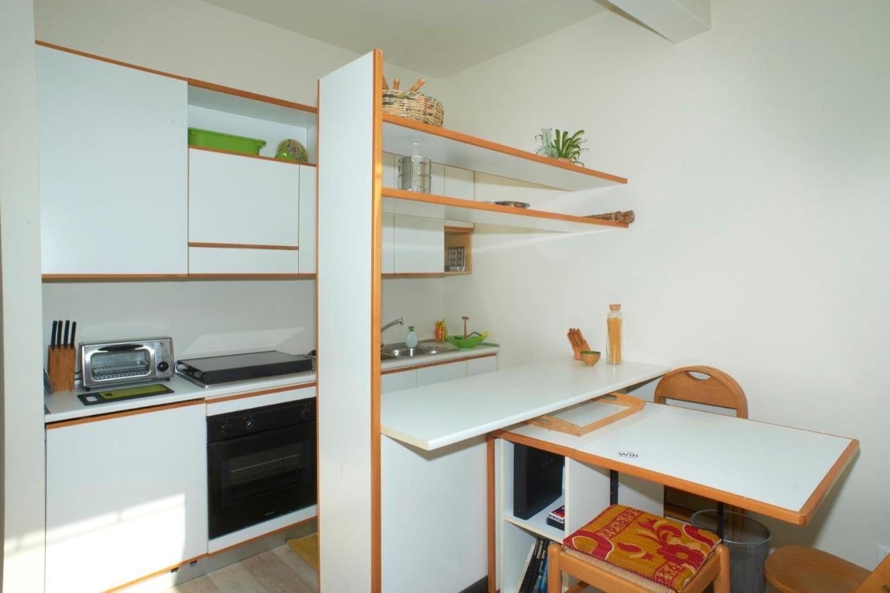 Cozy Nest Apartment โกโม ภายนอก รูปภาพ